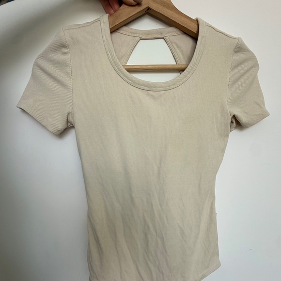 Vuori Pose Open Back Body Suit- Milkweed Size XS - Picture 1 of 3